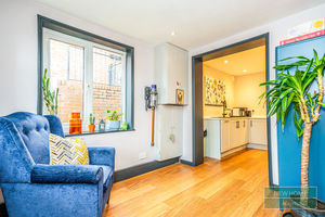 Photo 17- click for photo gallery